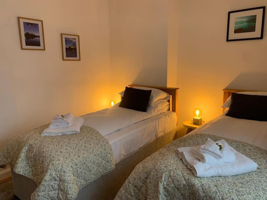 Mountain Views In The Heart Of Brecon Town Villa Exteriör bild